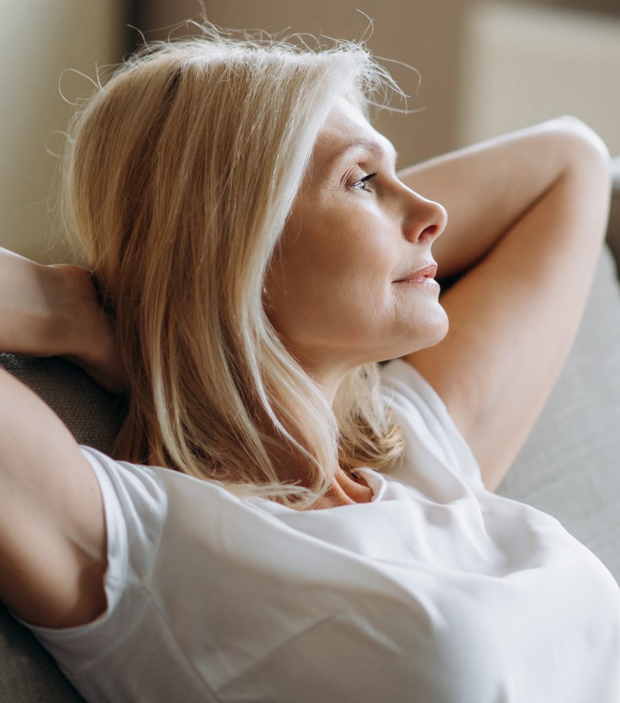 middle-aged female model