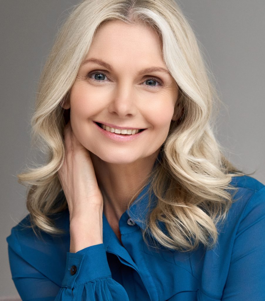 middle-aged female model